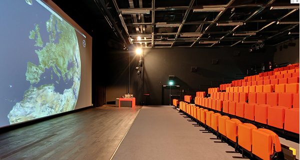Salle de conférence à Vulcania